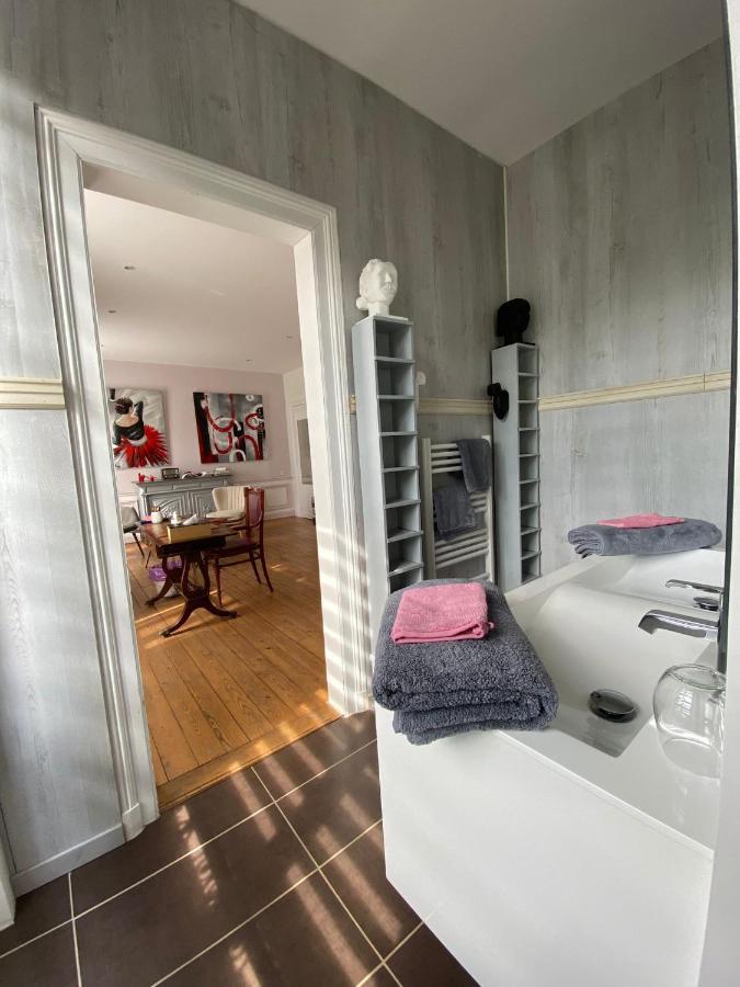 Chateau De Courmelois Champagne Guest House Val de Vesle Esterno foto