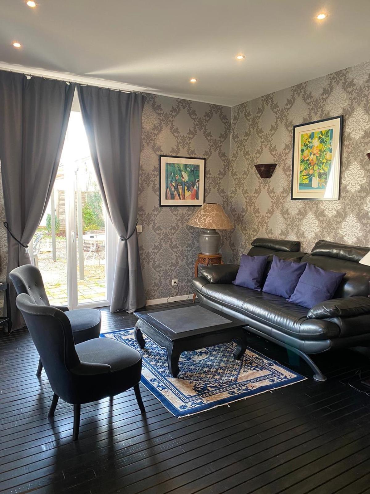 Chateau De Courmelois Champagne Guest House Val de Vesle Esterno foto