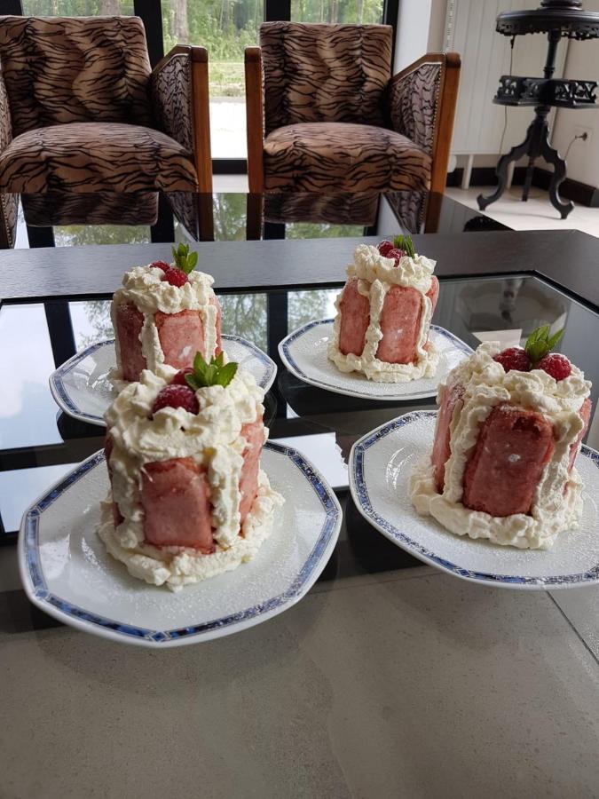 Chateau De Courmelois Champagne Guest House Val de Vesle Esterno foto